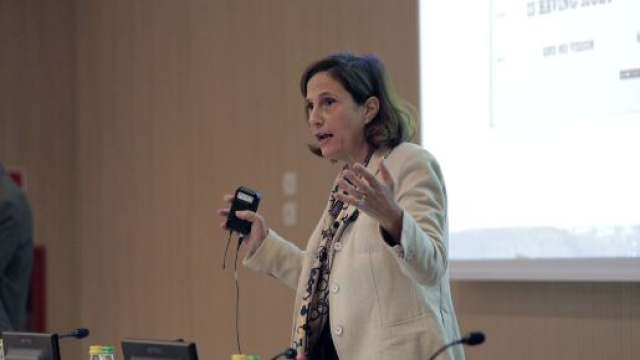 La virologa Ilaria Capua parla della preoccupante diffusione del coronavirus.