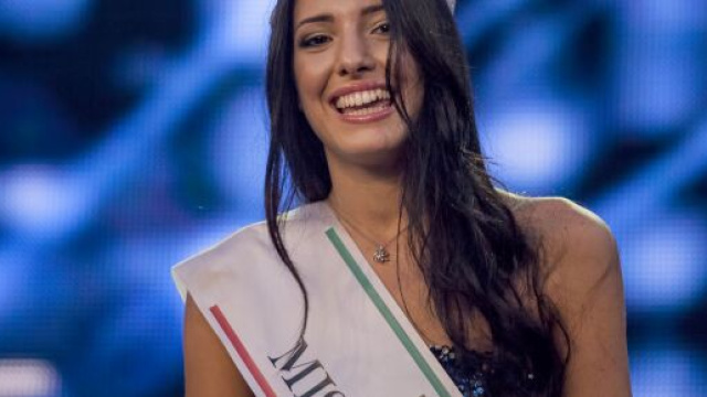 Clarissa Marchese, ex UeD, dopo il parto: 'Non abbiate l'ansia del peso'.