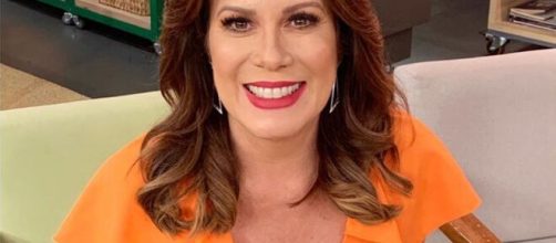Ap&oacute;s sentir os sintomas do novo coronav&iacute;rus, Regina Volpato &eacute; afastada do programa Mulheres. (Arquivo Blasting News)