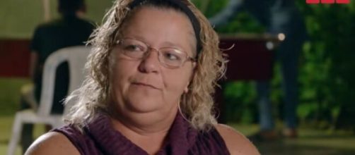 Fans do not agree with Lisa's demand for Usman to cut the model out of the video. (Image source: Youtube/@tlc)