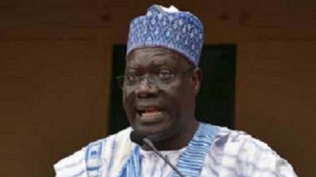 Le Ministre de la Jeunesse et de l'Education Civique du Cameroun Mounouna Foutsou (c) Google