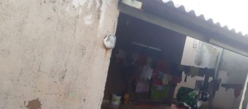 Coronav&iacute;rus: Mulher gr&aacute;vida tem casa apedrejada depois de boatos de que ela estaria contaminada. (Arquivo Blasting News)