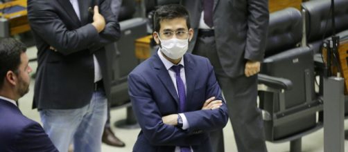 Proposta de reduzir sal&aacute;rios de deputados em 50% &eacute; de Kim Kataguiri. (Foto: Arquivo Blasting News)