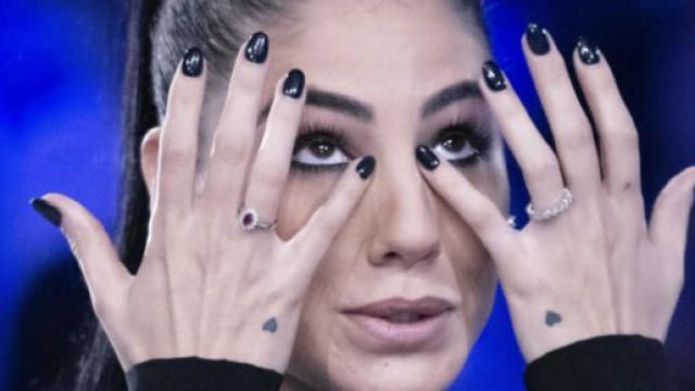 Giulia De Lellis risponde alle critiche di Damante sul libro e lui ... - bitchyf.it