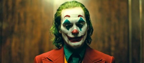 Famosos marcantes de "Coringa". (Reprodu&ccedil;&atilde;o/Warner Bros.)