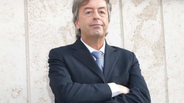 Roberto Burioni ha parlato a I Lunatici della probabile durata dell'epidemia di coronavirus.