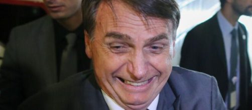 Ao ser indagado sobre o coronav&iacute;rus, o presidente Jair Bolsonaro decide minimizar a crise nesta quinta-feira (26). (Arquivo Blasting News)
