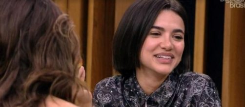 Manu sobre Paulinho Vilhena: 'Vou apresentar para Gi porque ela tietou ele'. (Reprodu&ccedil;&atilde;o/TV Globo)