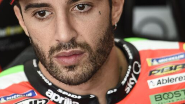 Andrea Iannone, frecciatina all'ex Giulia: 'L'amore vero arriva al momento giusto'.