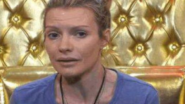 GF Vip 4, Licia Nunez si confida con Patrick: &lsquo;Ho avuto un'adolescenza travagliata'.