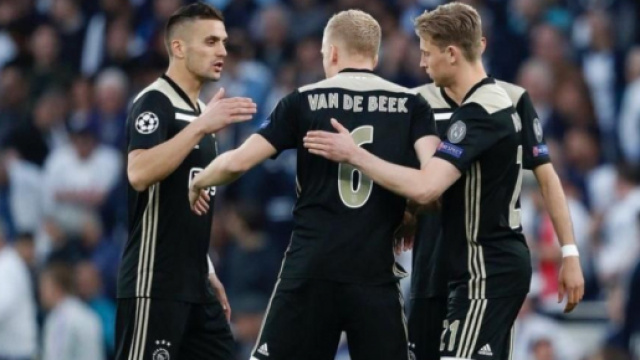 Juventus, nel mirino Van de Beek