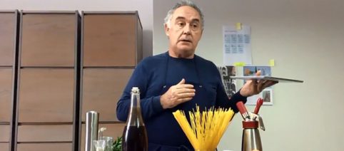 Ferran Adriá comparte recetas económicas para pasar la cuarentena, a través de Twitter