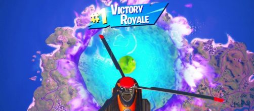 New "Fortnite" glitch lets players get infinite victories. [Image Credit: Lazarbeam / YouTube]