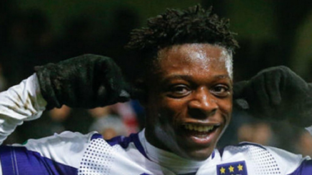 J&eacute;r&eacute;my Doku, ala destra dell'Anderlecht