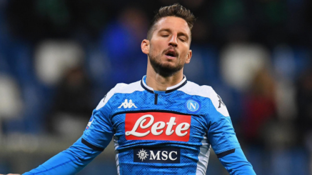 L'Inter continua a pensare a Mertens.