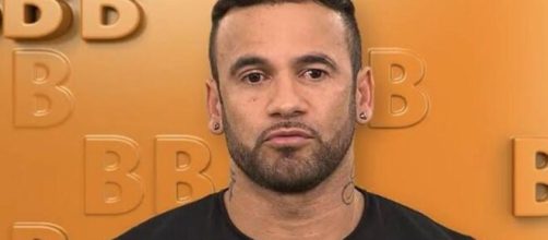 Hadson Nery, ex-participante do Big Brother Brasil 20, foi vaiado durante evento em Bel&eacute;m. (Arquivo Blasting News)