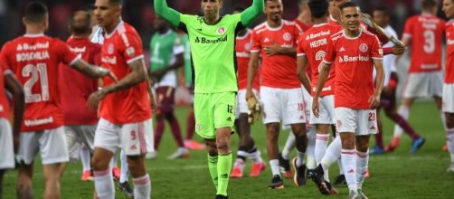 Jogadores do Inter comemoram classifica&ccedil;&atilde;o na Libertadores. (Reprodu&ccedil;&atilde;o/Ricardo Duarte/S.C Internacional)