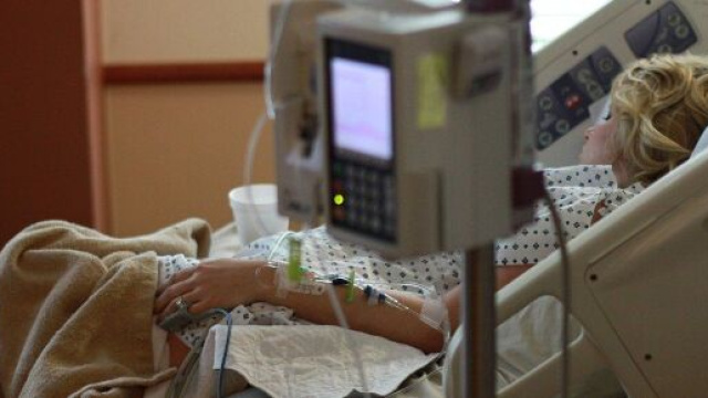 La France frapp&eacute;e par le Coronavirus - 200 personnes touch&eacute;es, 4 personnes ont perdu la vie