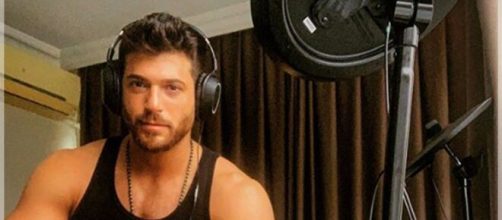 Can Yaman confiesa su mayor vicio.