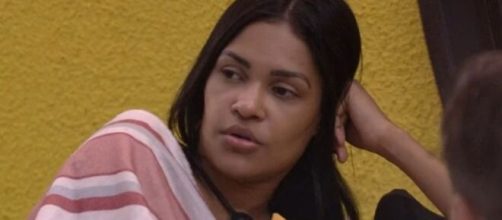 Tosse de Flayslane preocupou web. (Reprodu&ccedil;&atilde;o/TV Globo)