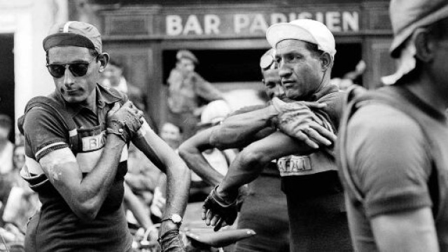 Giro d'Italia 2020, le possibili date di recupero: come nel 1946 per unire una Nazione che si dovr&agrave; rialzare