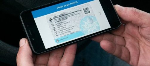 A partir de ahora, podremos llevar nuestro carnet de conducir en el tel&eacute;fono m&oacute;vil