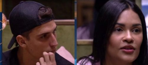 Flayslane elogia Prior no programa ao vivo desta segunda. (Reprodu&ccedil;&atilde;o/TV Globo)