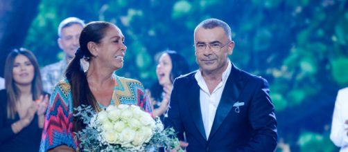 Isabel Pantoja niega que tuviera que abandonar "Supervivientes 2019" por motivos de salud