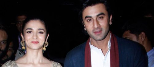 Ranbir Kapoor Rang in Alia Bhatt's Birthday With Gift (Image via BollyInsta(Youtube)