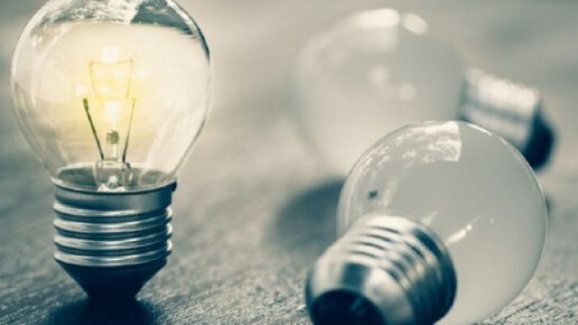 Emergenza Coronavirus: bollette elettricit&agrave; e gas come risparmiare