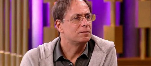 Globo demitiu Pedro Cardoso ap&oacute;s anos na casa. (Reprodu&ccedil;&atilde;o/Youtube/Programa do Porchat)