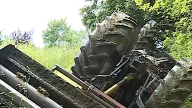 Sardegna: in un dirupo con il trattore, muore 15enne a Gesturi.