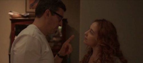 Em 'Amor de M&atilde;e', Matias traiu Miranda, e personagem exigiu um vale night. (Reprodu&ccedil;&atilde;o/TV Globo)