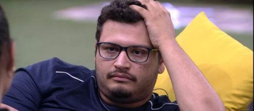 Victor Hugo sobre Big Fone: 'Se eu ficar ali fica na cara que estou com medo'. (Reprodu&ccedil;&atilde;o/TV Globo)