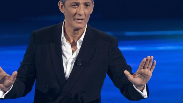 Coronavirus, i vip si mobilitano e lanciano l'appello: 'state a casa'.