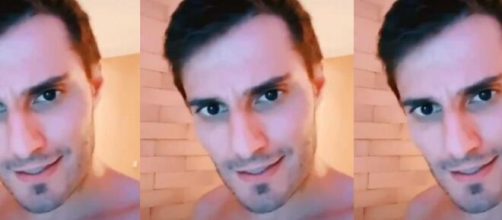 Ator comemorou a sa&iacute;da de Prior com v&iacute;deo pelado, mas frustrou os internautas. (Foto: Reprodu&ccedil;&atilde;o/Twitter).