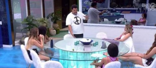 Babu falou bastante sobre quest&otilde;es hist&oacute;ricas de racismo para as sisters no "BBB 20". (Reprodu&ccedil;&atilde;o/Globoplay)