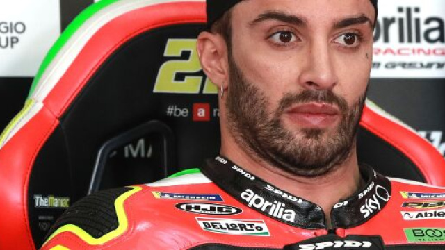 Andrea Iannone in diretta su IG: 'Mi sto godendo la tranquillit&agrave;'.