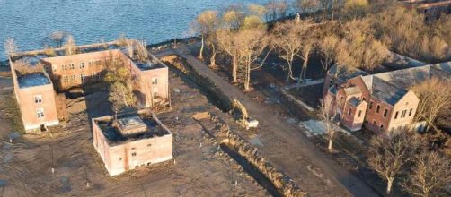 Nueva York &ldquo;devastada&rdquo; por entierros temporales en fosa com&uacute;n de Hart Island