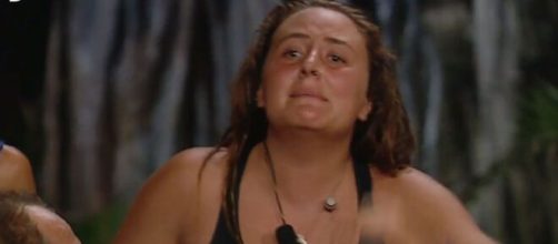 Roc&iacute;o Flores llora ante un nuevo ataque de Yiya en 'Supervivientes