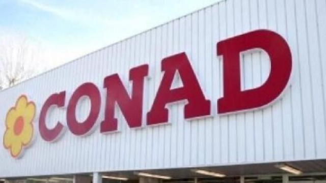 Conad apre le assunzioni di personale.