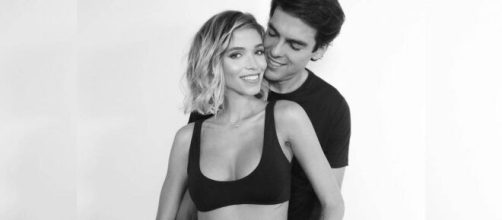 Kak&aacute; e Carol Dias ser&atilde;o pais pela 1&ordf; vez. (Reprodu&ccedil;&atilde;o/Instagram).