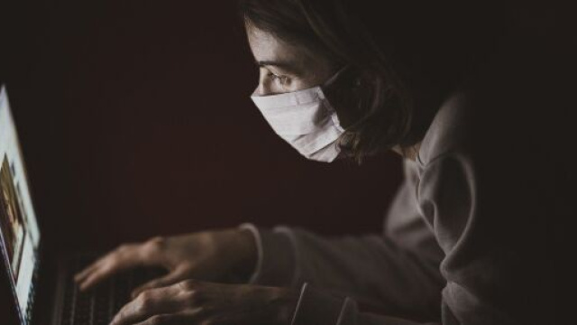 Coronavirus: ansia e depressione potrebbero essere gli effetti del distanziamento sociale.