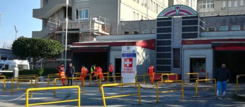È stato registrato un alto numero di contagi all'ospedale di Nocera: 15 tra i dipendenti