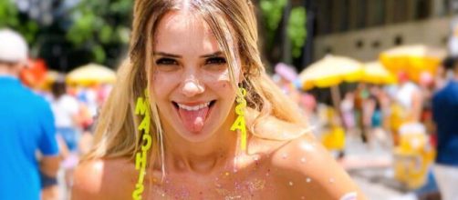 Marcela ap&oacute;s elimina&ccedil;&atilde;o de Gizelly: 'tenho muito orgulho dela'. (Arquivo Blasting News)