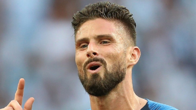 Olivier Giroud dovrebbe andare all'Inter in estate a parametro zero.
