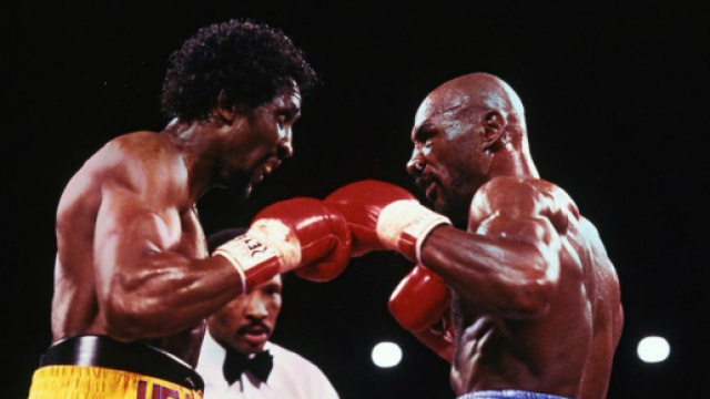 Thomas Hearns e Marvin Hagler sul ring del Caesars Palace di Las Vegas, il 15 aprile 1985.