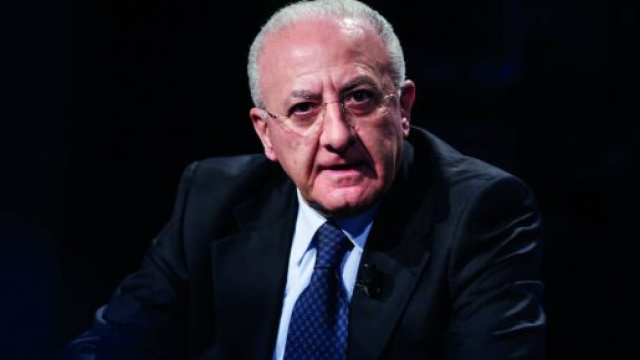 De Luca: 'E' in definizione il Piano per lo screening di massa sui cittadini campani'