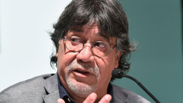 Morto Luis Sepulveda per coronavirus, lo scrittore aveva 70 anni
