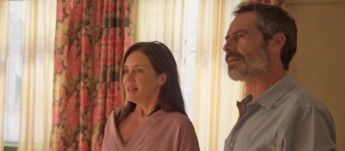 Adriana Esteves e Filipe Duarte, em Amor de M&atilde;e